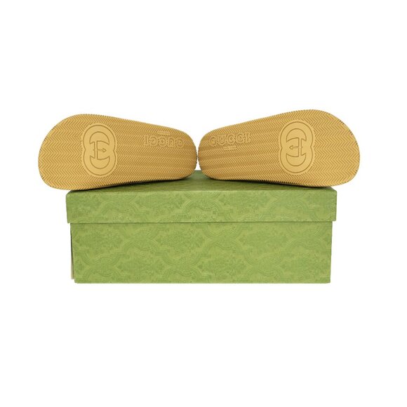 Gucci Women's Interlocking G Slide Sandals - Picture 7 of 8